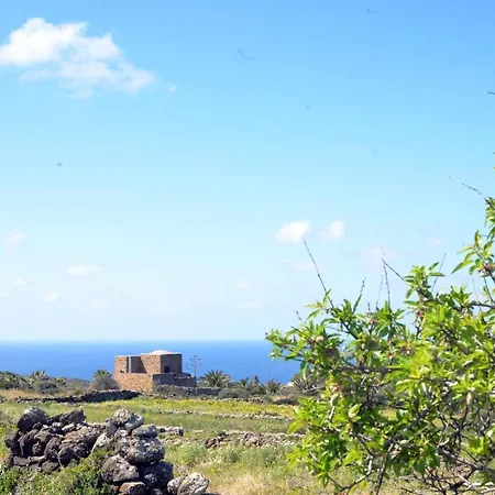 I Dammusi Sapori Di Pantelleria Ferienhaus *
