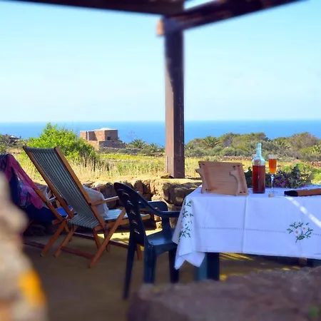 I Dammusi Sapori Di Pantelleria Ferienhaus *